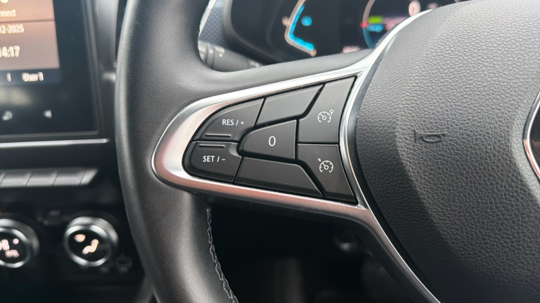 Renault Arkana 1.6 E-TECH Hybrid 145 Iconic 5dr Auto Hybrid Estate